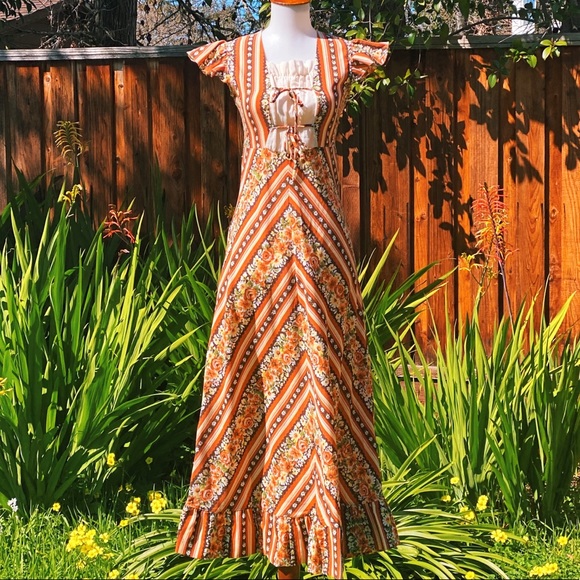 SOLD 70s Peggy Barker Flutter Sleeve Prairie Dress - Picture 10 of 10